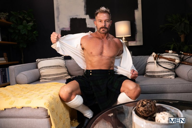 Greg Dixxon in Kilt Gets Hot and Heavy with Ethan James - image 7