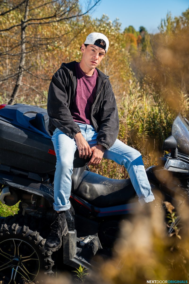 When ATV Rider William Seed Meets Edward Terrant: A Blowjob and Anal Fantasy - image 3