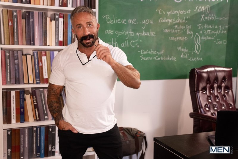 Joey Dane's Reckless Seduction of Ken Rock in Class - image 6