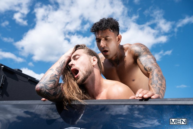 Kenzo Alvarez Dominates Alexey Knox in a Hot Outdoor Blowjob and Truck Bed Session - image 10