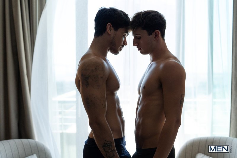 Sultry Shower and Bedroom Action Featuring Ashton Summers and Smith Sterling - image 2