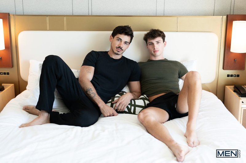 Sultry Shower and Bedroom Action Featuring Ashton Summers and Smith Sterling - image 5